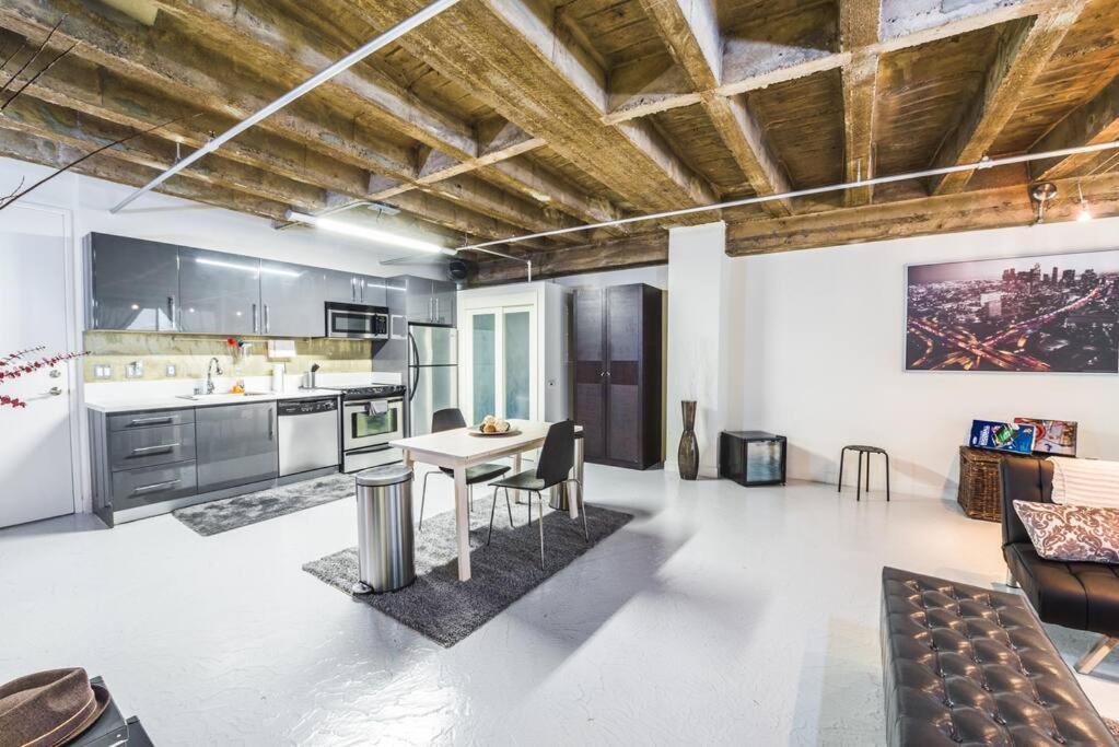 Newly Renovated 1Bdrm Loft Dtla And Rooftop Pool Los Angeles Kültér fotó
